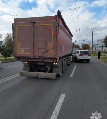 Три авто для ЗСУ і 2 тонни вантажу: волинські волонтери доставили допомогу на Донеччину