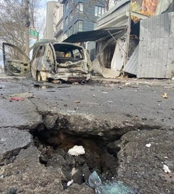 Армія РФ обстріляла Херсон: пошкоджено будинки