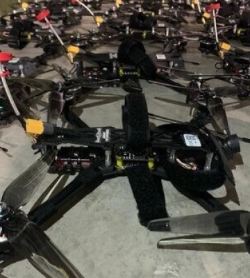 &quot;Армія дронів&quot; передала ще 1500+ українських FPV-дронів Shrike на Донецький напрямок. ФОТОрепортаж