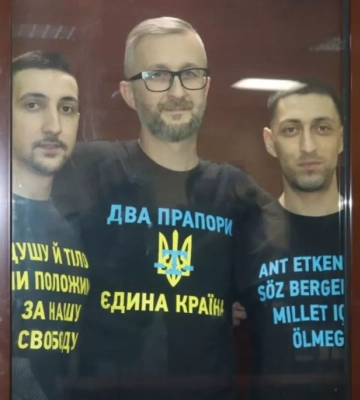 Кримських політв’язнів Нарімана Джеляла та Азіза Ахтемова етапують до міста Мінусінськ у Східному Сибіру