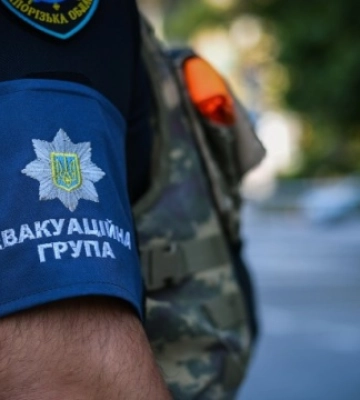 Из Степногорска эвакуировали семью, которая больше года жила в подвале (видео)
