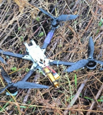 На Запорожском направлении пограничники приземлили два вражеских FPV-дрона