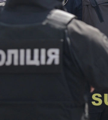 В Киеве словесная перепалка закончилась ножевым ранением: нападавшего разыскала полиция