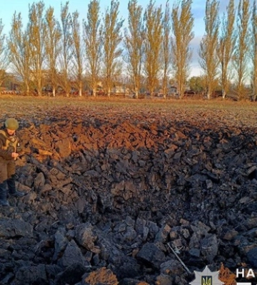 В Донецкой области полицейские попали под обстрел, есть раненые