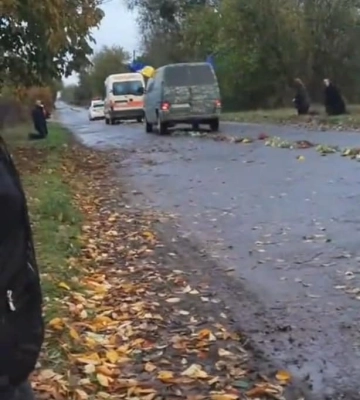 Загинув унаслідок ворожого обстрілу: у Луцький район «на щиті» востаннє повернувся молодий Герой Іван Гнатюк. Фото