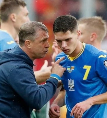 Судаков: Ребров більш емоційний, живий з командою. У Шевченка працювали помічники