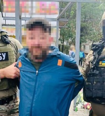 Встановив приховані вебкамери, щоб шпигувати за колонами ЗСУ: СБУ затримала у Запоріжжі агента ФСБ. ВІДЕО+ФОТОрепортаж