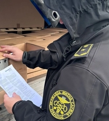 Волинянин приховав від митників електроприлади на майже мільйон 