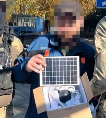 Агент фсб устанавливал скрытые камеры на дорогах, чтобы шпионить за ВСУ