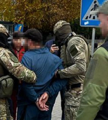 Ставив камери на дорогах, щоб шпигувати за ЗСУ: у Запоріжжі затримали російського агента