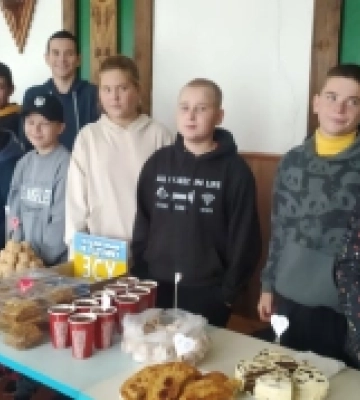 У селі на Волині організували благодійний ярмарок на підтримку ЗСУ