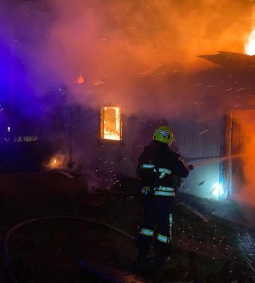 У селі в Рівненському районі горів будинок: в оселі знайшли мертвого чоловіка