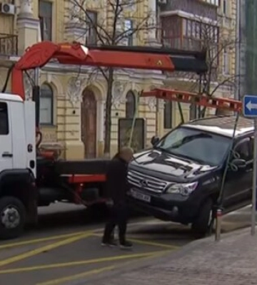 Майже півсотні машин за тиждень: у Києві та області поліція розпочала масову конфіскацію авто, що відбувається