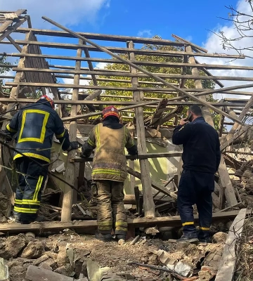 Вибух на Дніпропетровщині: з-під завалів будинку витягли чоловіка