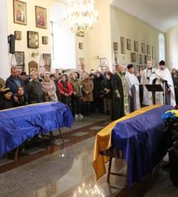 У Полтаві попрощалися із двома полеглими воїнами