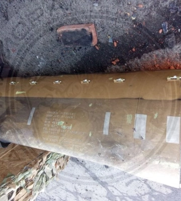 Бахкало всю ніч: у мережі з&#039;явились кадри вибухів на аеродромі Бердянська. Відео