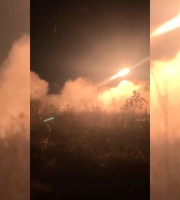 Повітряні сили показали, як вночі збивали ракети над Дніпропетровщиною (відео)