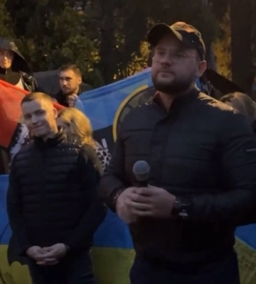 «Ганьба!»: у Луцьку освистали міського голову Ігоря Поліщука (відео)
