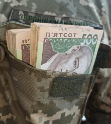 Міноборони відомо про понад 123 мільйони гривень &quot;незаконних&quot; доплат військовим