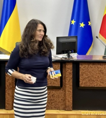 У Луцькій міськраді – нова депутатка