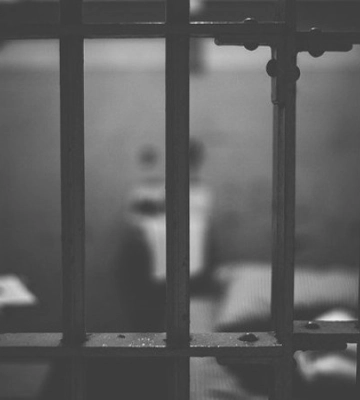 На Дніпропетровщині посадовець військової частини отримав 7 років тюрми за привласнення 3,5 млн грн “бойових” виплат