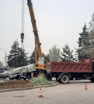 У Запоріжжі з майдану Вернадського демонтували пам&#039;ятник російському поету Олександру Пушкіну
