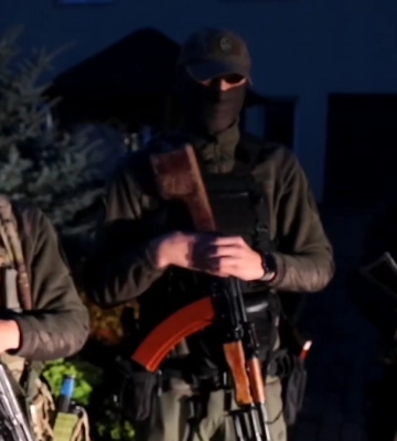 У Луцьку гвардійці зловили чоловіка з наркотиками (відео)