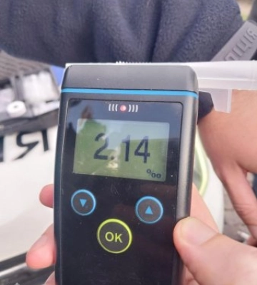 Закарпатські патрульні виявили нетверезого водія, який ще й пропонував хабарь