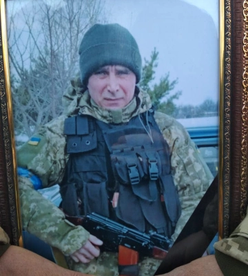 У Сумах попрощалися із захисником України Сергієм Сериком