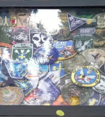 У Києві вдруге вкрали шеврони з могили пілота &quot;Джуса&quot;