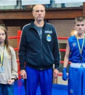 Юні боксер та боксерка з Миколаєва здобули нагороди Чемпіонату України