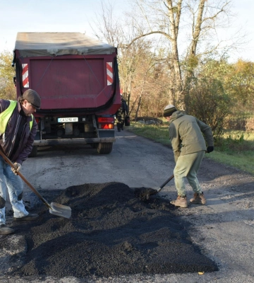 У Пирятинській громаді за понад 600 тисяч гривень відремонтували дорогу