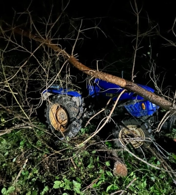 На Львівщині на смерть розбились тракторист і пасажир