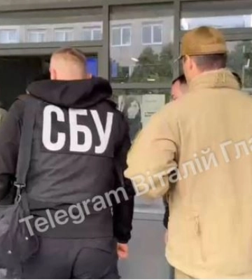 СБУ проводит обыски в мэра Ужгорода