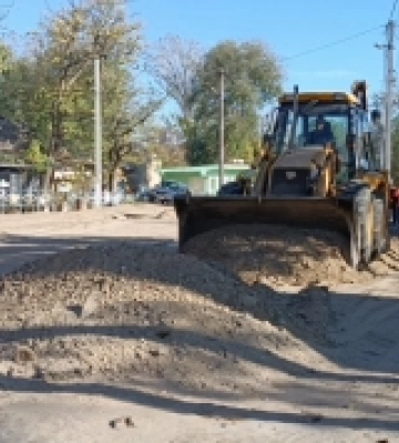 У Городненській громаді коштом місцевого бюджету ремонтують аварійну ділянку дороги