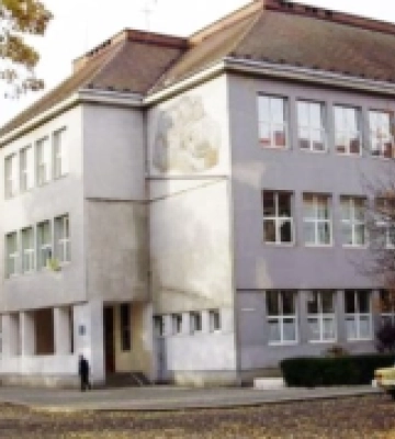 В Ужгороді 27 закладів середньої освіти змінили тип та назву
