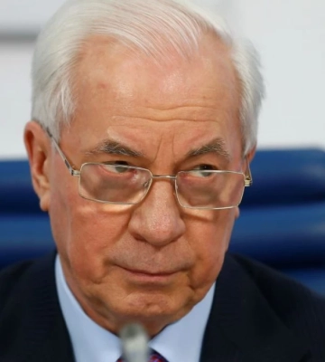 Азарову объявили подозрение в информдеятельности в пользу России