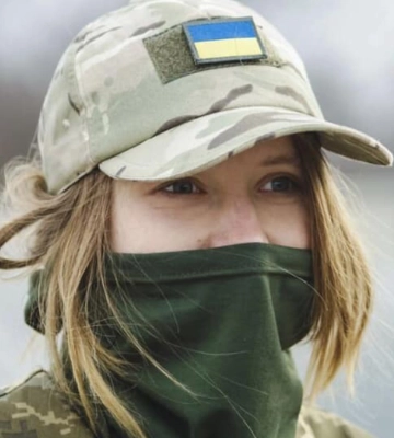 Парамедикиня з Рогатина Вікторія Савків отримала бойовий “Хрест Хоробрих”