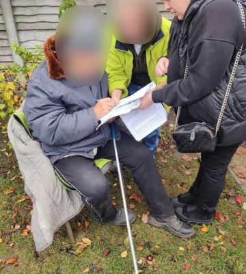 На Харківщині 83-річного керівника туристичного гуртка підозрюють у розбещенні 11-річних школярок