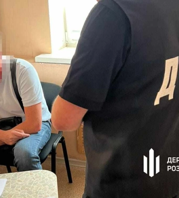 Справу сумського  поліцейського, що торгував інформацією, передали до суду