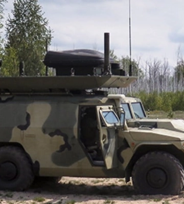 Бійці ССО знищили ворожий автомобіль комплексу РЕБ типу Р-934. ВIДЕО