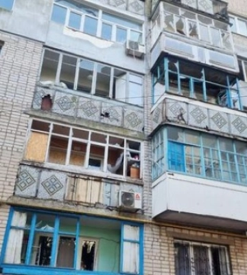 В результате российского обстрела Очакова повреждены семь многоэтажек. ФОТОрепортаж