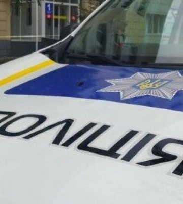 У Полтаві вдень чоловік вистрибнув з 8-го поверху лікарні