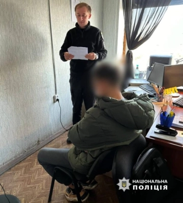 На Харківщині повідомили про підозру чоловіку, який накинувся з кулаками на фельдшера швидкої допомоги, що приїхав на виклик