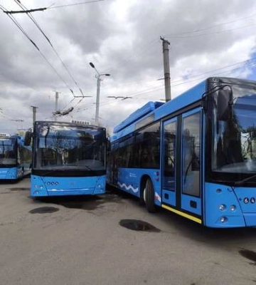 Як сьогодні курсує громадський транспорт у Дніпрі