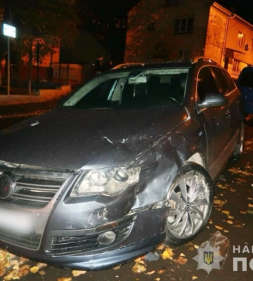 Травмований у лікарні: у Чернівцях на Герцена зіштовхнулися дві автівки