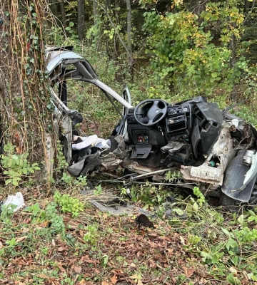 На Львівщині 17-річний водій не впорався з керуванням і скоїв смертельну ДТП