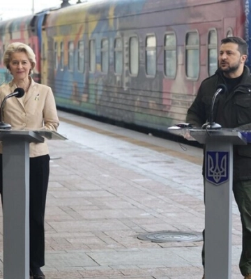 “Я здесь, чтобы обсудить путь Украины к вступлению в ЕС”: глава Еврокомиссии прибыла в Киев