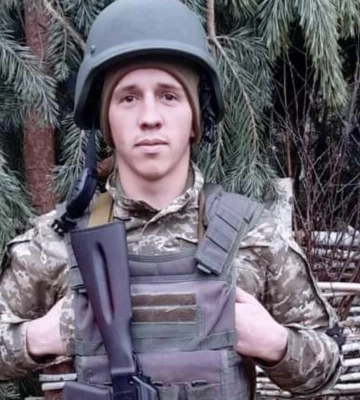 У громаді на Волині провели в останню дорогу 26-річного Героя Богдана Свиридюка