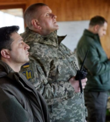 Зеленський відреагував на статтю Залужного та тезу про «позиційну війну»